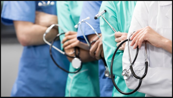 تعلن كبرى المجموعات الطبية بالسعودية عن حاجتها للعمل بجميع التخصصات الطبيه 