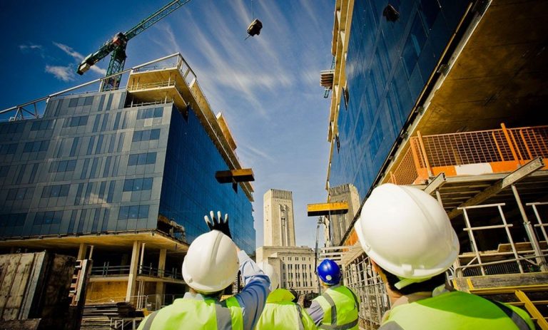 مطلوب للعمل مراقب (معماري , ميكانيكا , كهرباء ) في شركة “ مقاولات “ بالسعودية – الرياض 